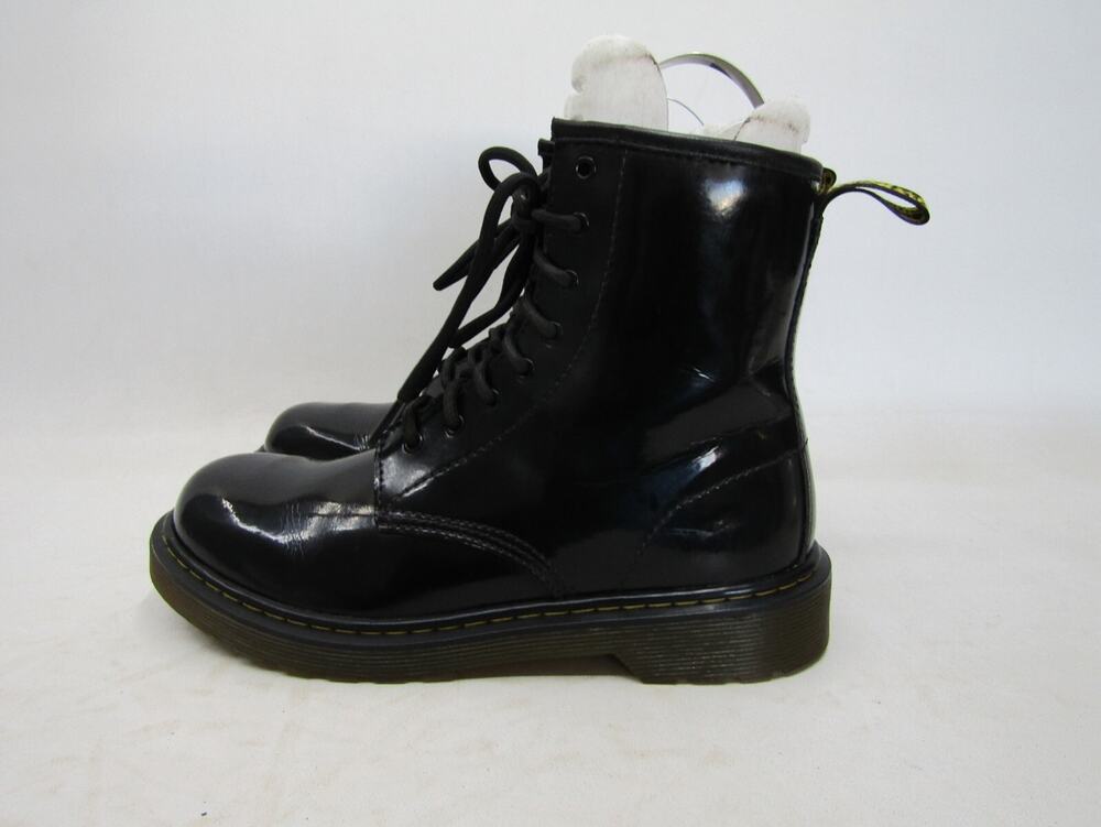 Dr. Martens Womens Size 6 Black Leather 8 Eye Zip Ankle Fashion Boots Bootie